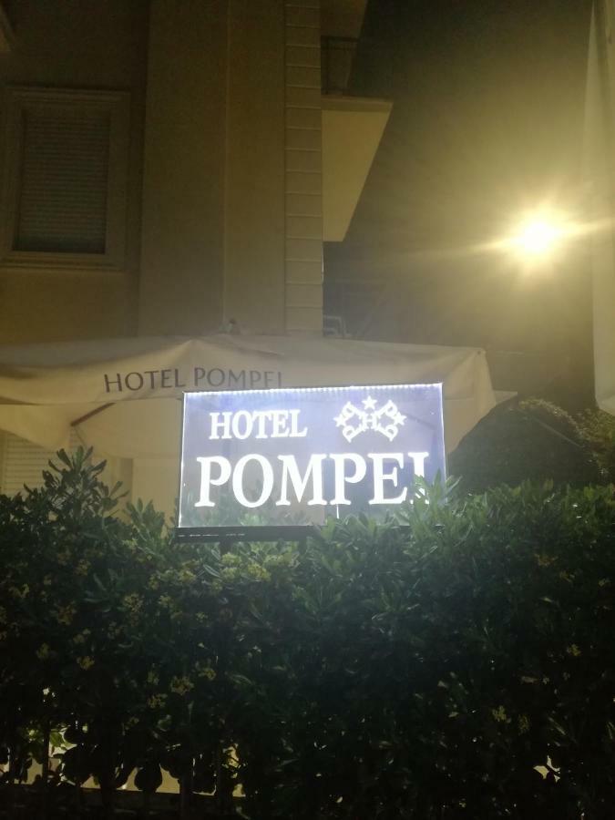 Hotel Pompei Fiuggi Luaran gambar